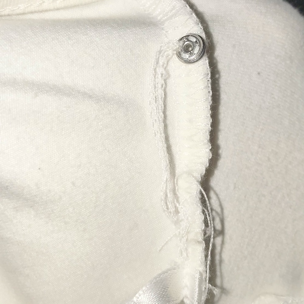 Soft Surroundings Pearl White 3/4 Sleeve Surplice Jersey Faux Wrap Crop Top - Picture 6 of 8